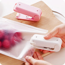 Load image into Gallery viewer, Mini Electric Food Package Heat Sealing Machine Impulse Sealer Manual Packing Tool Food Sealer Heating Sealing Tool Dropshipping